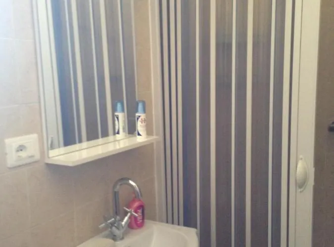 Le Stanzedi Karola&luigia 3* Spezzano Piccolo